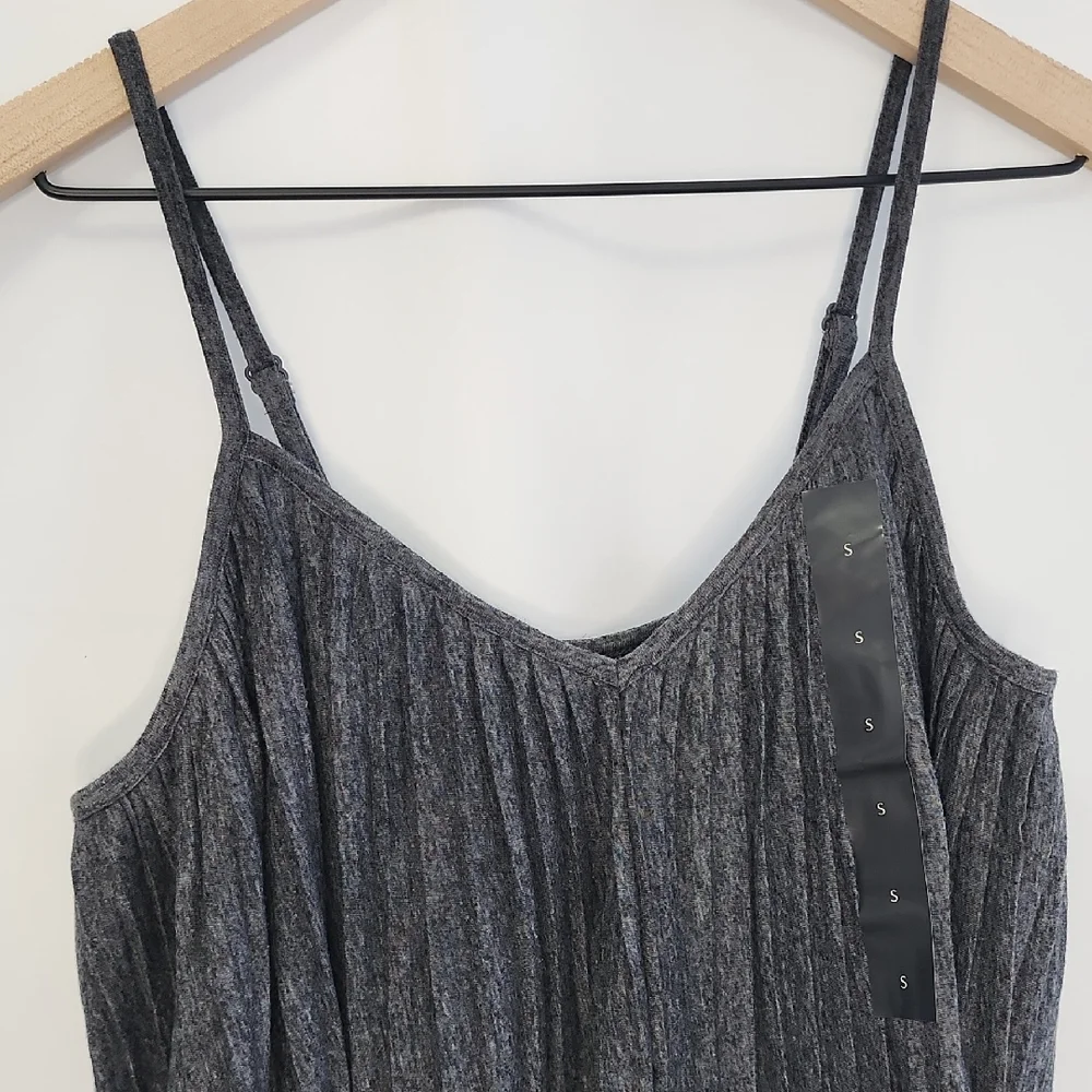 Banana Republic Charcoal Pleated Women's Top Size Small